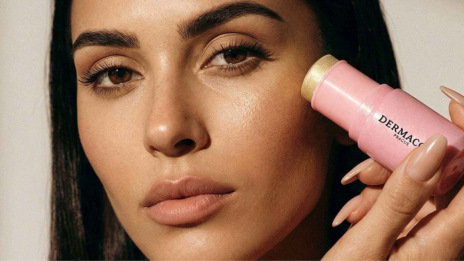 Dermacol's highlighter stick,